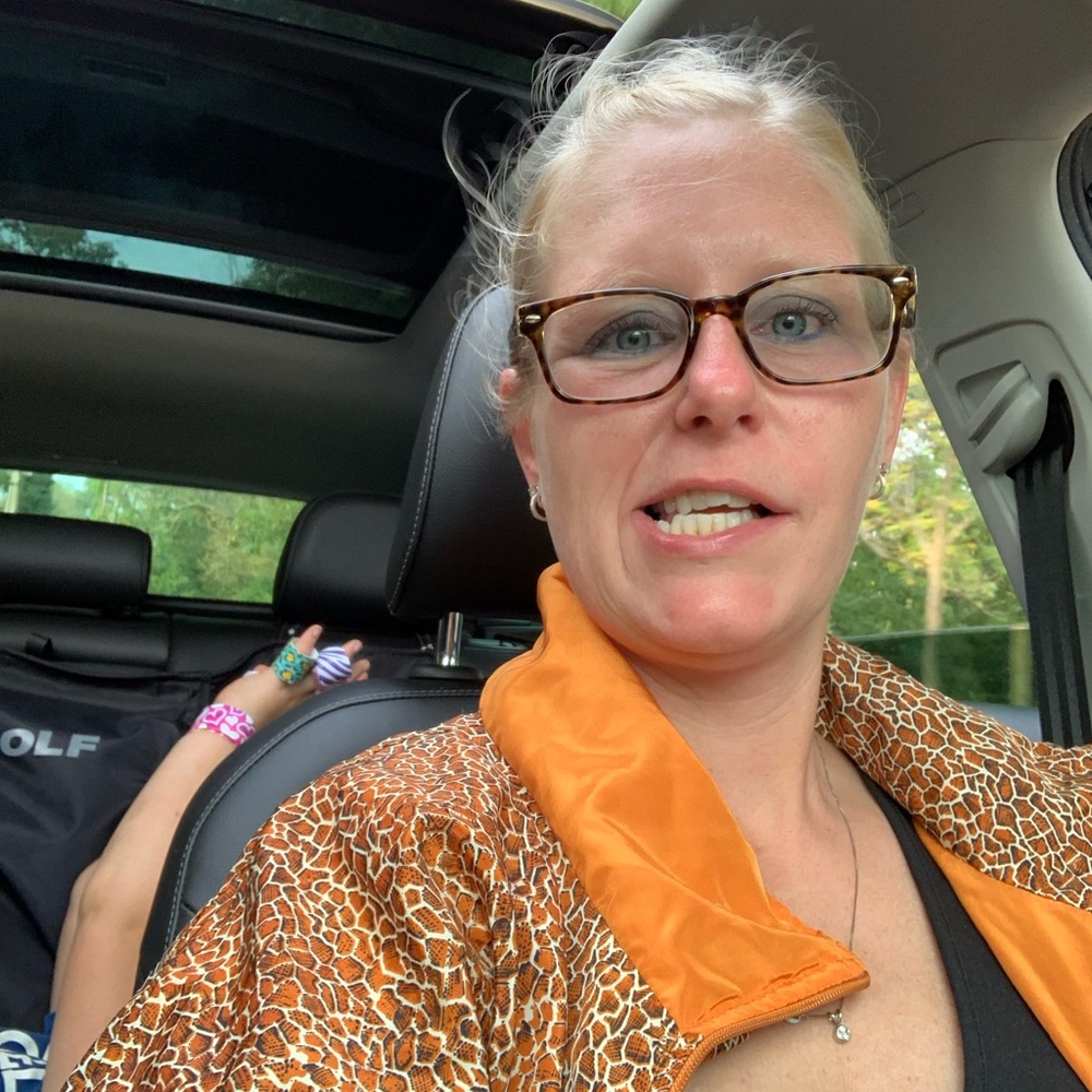 Meet your Posher, Gina